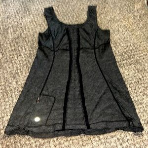 Lululemon S tank